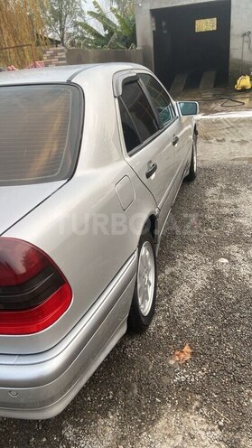Mercedes C 200 1997, 260,000 km - 2.0 л - Ağdaş