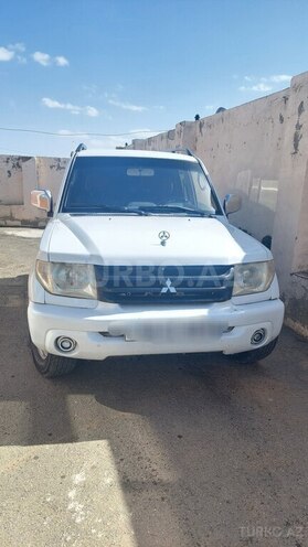 Mitsubishi Pajero io 2001, 307,000 km - 2.0 l - Ağstafa