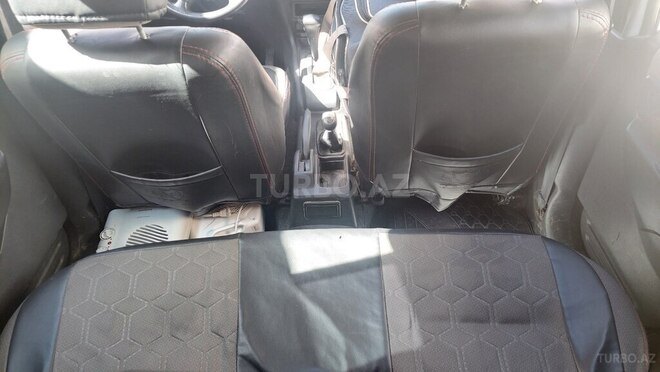 Mitsubishi Pajero io 2001, 307,000 km - 2.0 l - Ağstafa