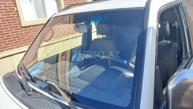 Mitsubishi Pajero io 2001, 307,000 km - 2.0 l - Ağstafa