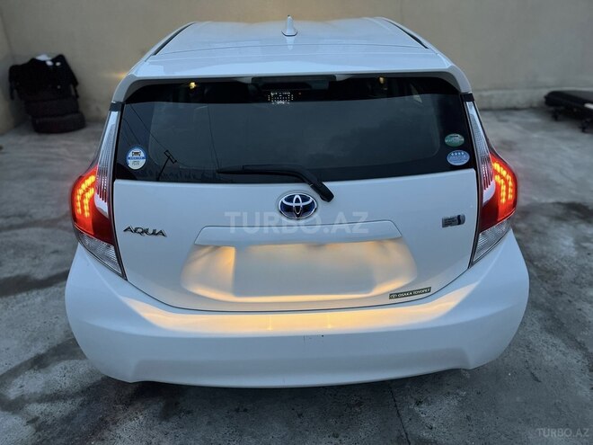 Toyota Aqua 2017, 89,120 km - 1.5 l - Bakı