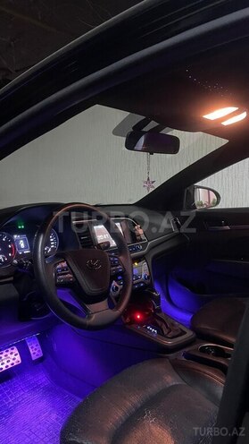 Hyundai Avante 2016, 187,000 km - 1.6 л - Bakı