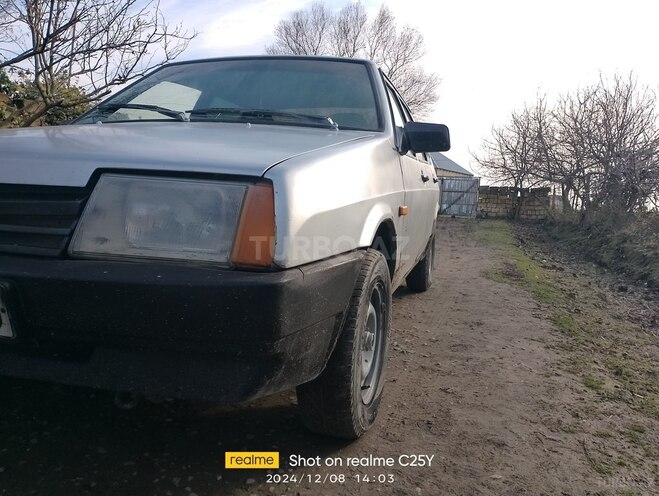 LADA (VAZ) 21099 1998, 300,000 km - 1.5 l - Quba