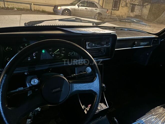 LADA (VAZ) 2107 2011, 175,000 km - 1.6 л - Bakı