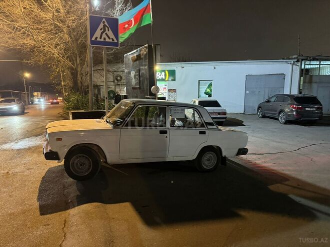 LADA (VAZ) 2107 2011, 175,000 km - 1.6 л - Bakı