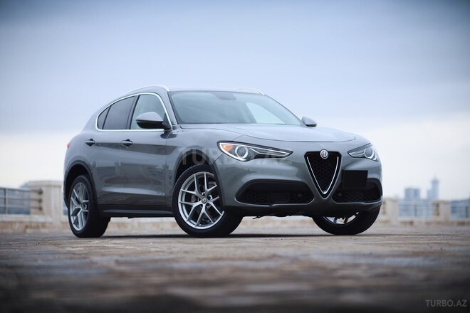 Alfa Romeo Stelvio-1