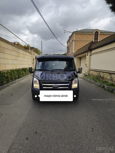 Ford Transit-2
