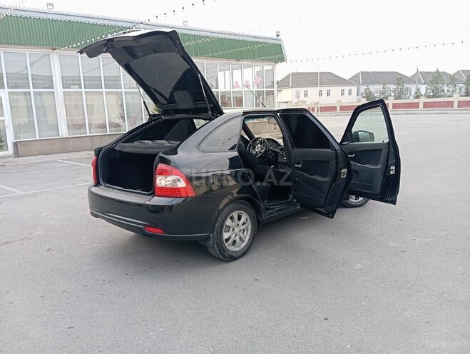 LADA (VAZ) Priora 2012, 311,652 km - 1.6 l - Ucar