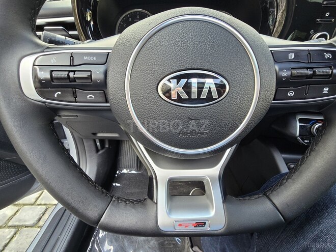 Kia K5-14