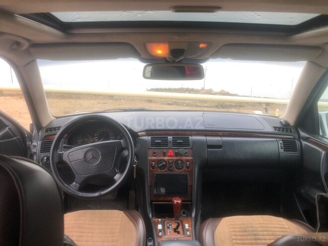 Mercedes E 240 1998, 788,272 km - 2.4 л - Bakı