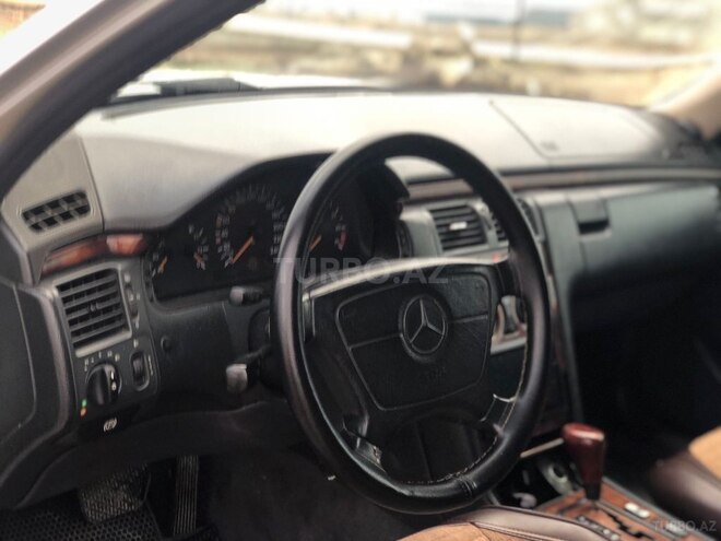 Mercedes E 240 1998, 788,272 km - 2.4 л - Bakı