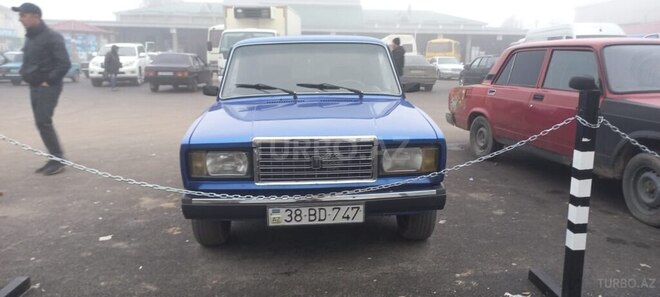 LADA (VAZ) 2107 2006, 98,000 km - 1.6 l - Qusar