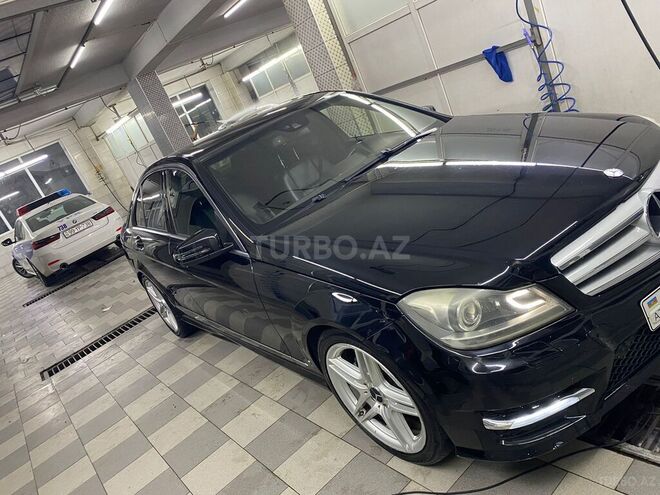 Mercedes C 250 2012, 240,000 km - 1.8 л - Bakı