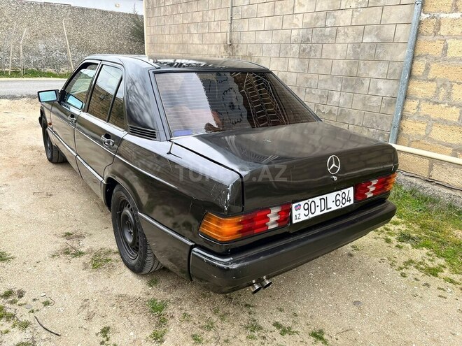 Mercedes 190 1992, 245,000 km - 1.8 л - Şirvan