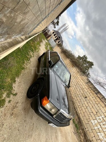 Mercedes 190 1992, 245,000 km - 1.8 л - Şirvan