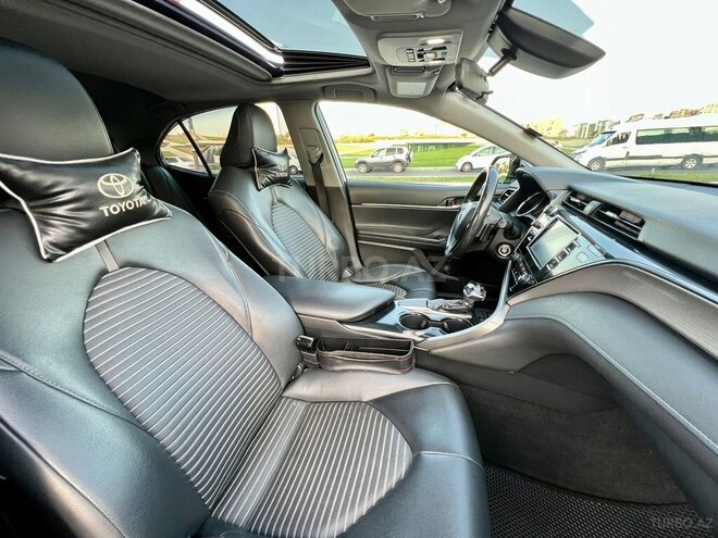 Toyota Camry 2019, 130,000 km - 2.5 l - Bakı