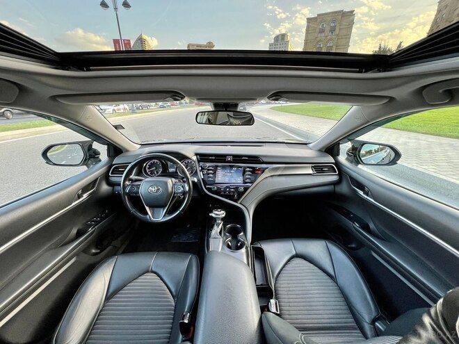 Toyota Camry 2019, 130,000 km - 2.5 l - Bakı