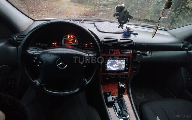 Mercedes C 230 2001, 501,000 km - 2.3 л - Oğuz
