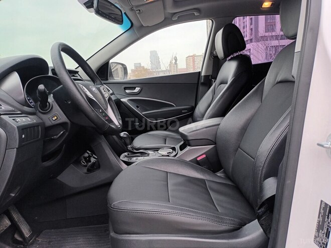 Hyundai Santa Fe-9