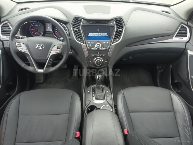 Hyundai Santa Fe-3