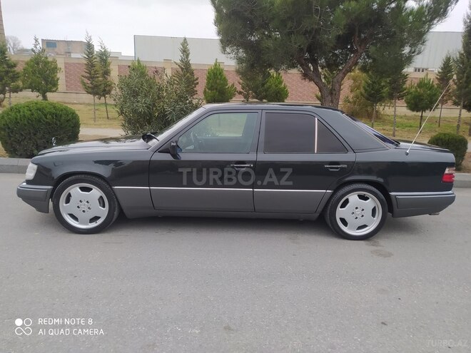 Mercedes E 200 1995, 420,000 km - 2.0 l - Sumqayıt