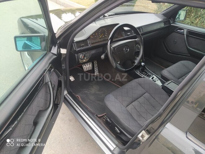 Mercedes E 200 1995, 420,000 km - 2.0 l - Sumqayıt