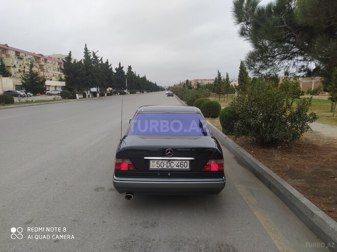 Mercedes E 200 1995, 420,000 km - 2.0 l - Sumqayıt