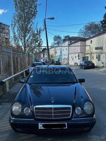 Mercedes E 240 1998, 440,000 km - 2.4 л - Bakı