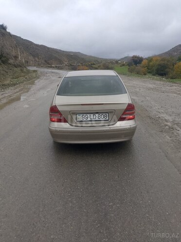 Mercedes C 320 2002, 296,000 km - 3.2 l - Bakı