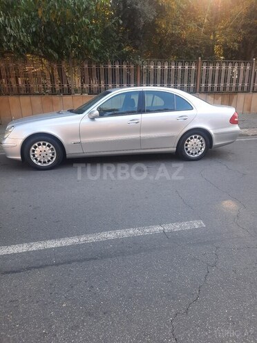 Mercedes E 240 2002, 288,000 km - 2.6 l - Bakı