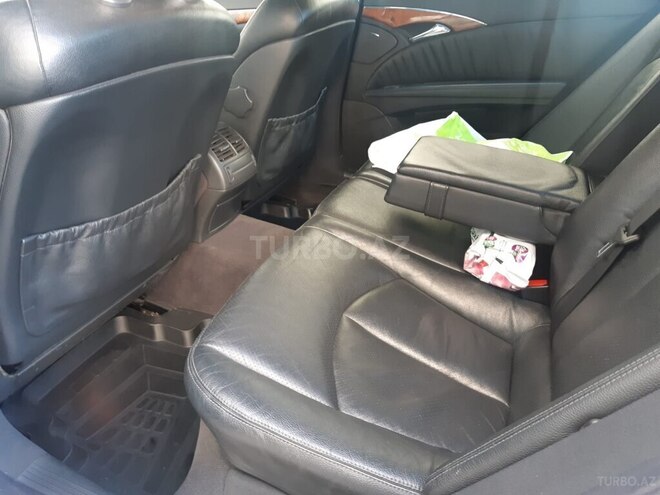 Mercedes E 240 2002, 288,000 km - 2.6 l - Bakı