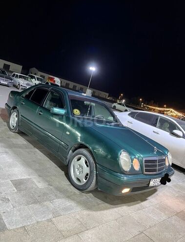 Mercedes E 200 1997, 402,000 km - 2.0 l - Bakı