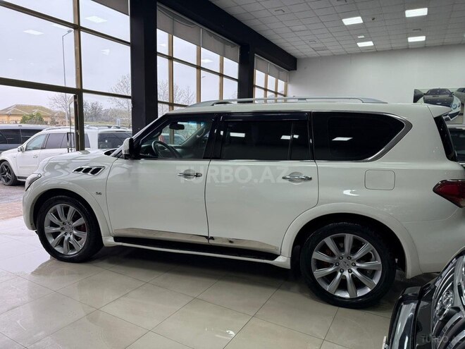 Infiniti QX80-4