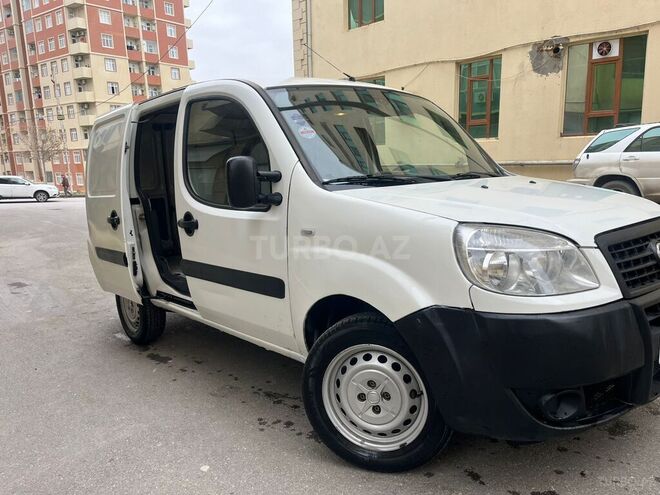 Fiat Doblo 2014, 146,000 km - 1.3 l - Bakı