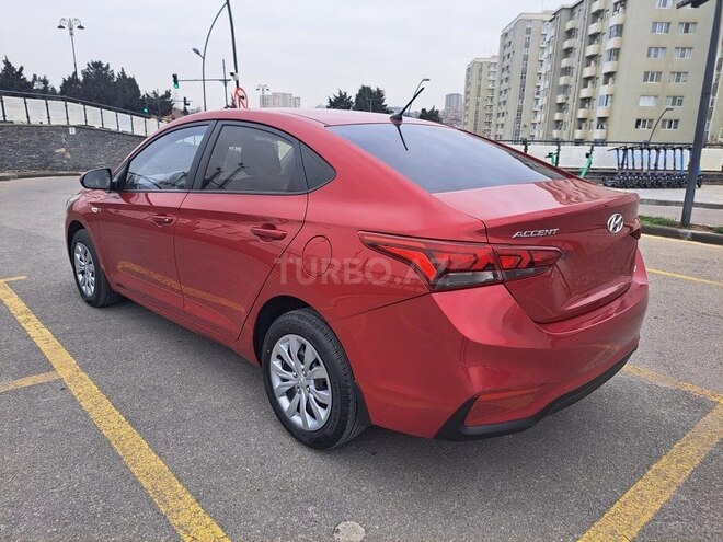 Hyundai Accent 2018, 156,300 km - 1.6 л - Bakı