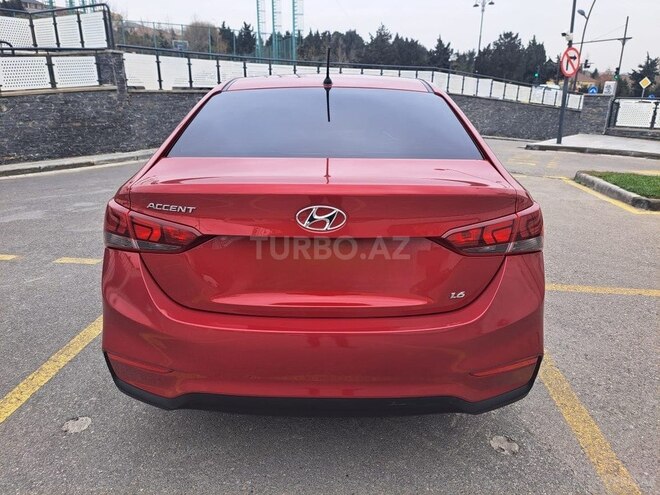 Hyundai Accent 2018, 156,300 km - 1.6 л - Bakı