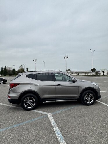 Hyundai Santa Fe-3