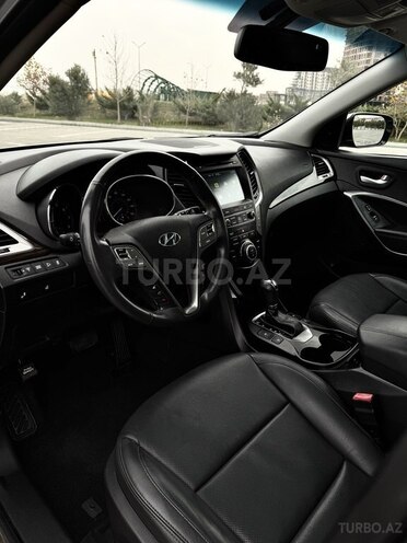 Hyundai Santa Fe-5