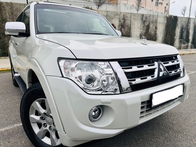 Mitsubishi Pajero 2013, 163,457 km - 3.8 l - Bakı