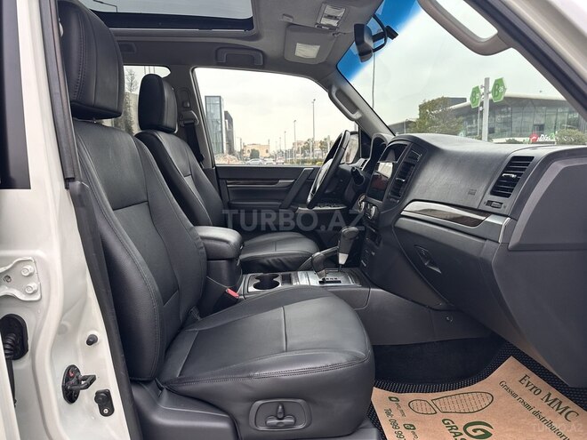 Mitsubishi Pajero 2013, 163,457 km - 3.8 l - Bakı