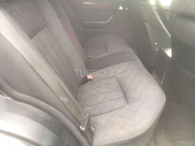 Mercedes E 220 1995, 500,000 km - 2.2 l - Bakı