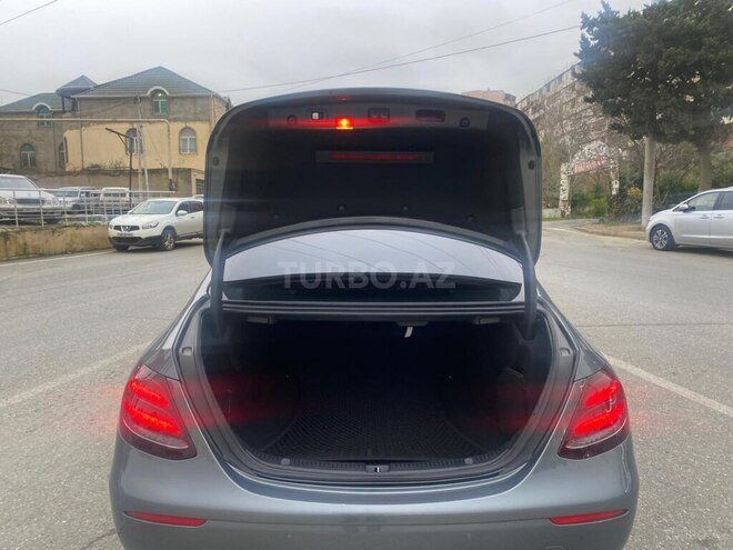 Mercedes E 220 d 2016, 214,123 km - 2.0 l - Bakı