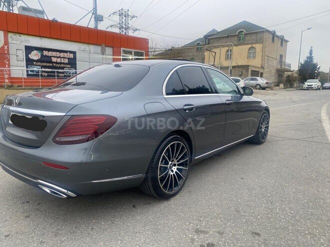 Mercedes E 220 d 2016, 214,123 km - 2.0 l - Bakı