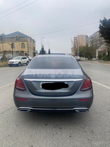 Mercedes E 220 d 2016, 214,123 km - 2.0 l - Bakı