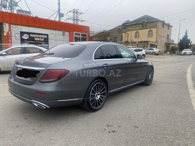 Mercedes E 220 d 2016, 214,123 km - 2.0 l - Bakı