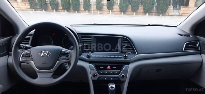Hyundai Elantra 2016, 168,000 km - 2.0 l - Bakı