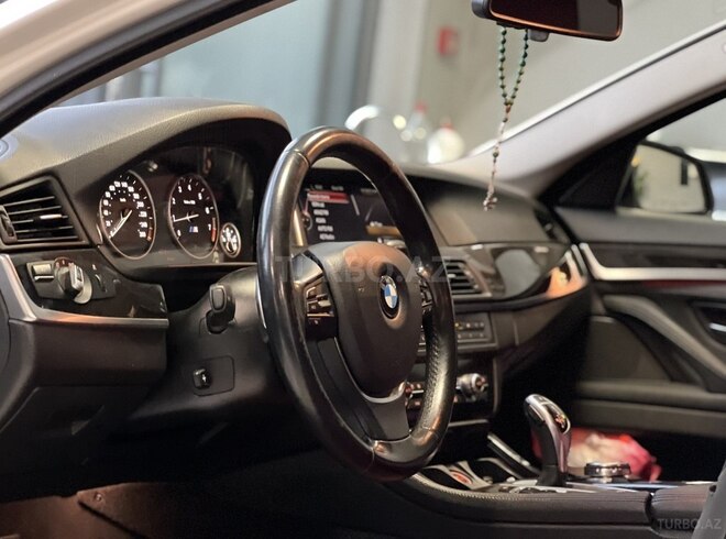 BMW 528-15