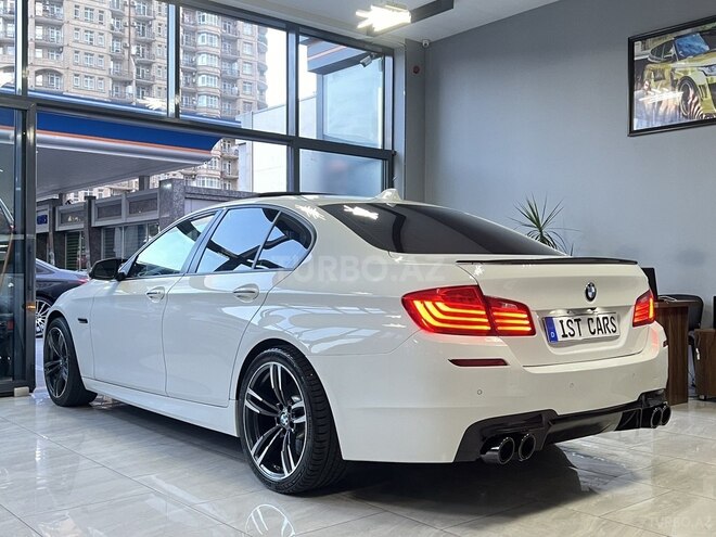 BMW 528-8
