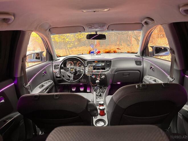 Kia Rio 2005, 380,000 km - 1.4 л - Masallı