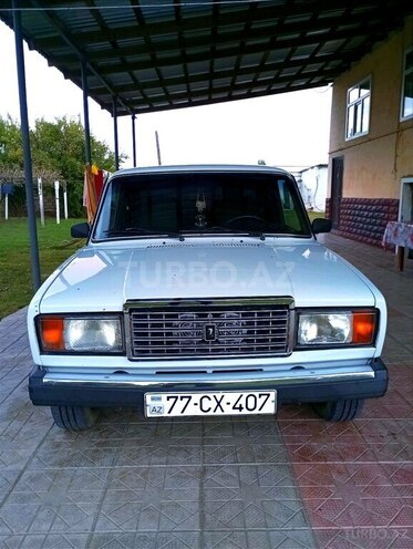 LADA (VAZ) 2107 2009, 181,000 km - 1.6 л - Salyan